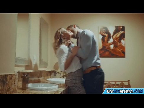 ❤️ Бүкіл аққұба сізді қоғамдық дәретханада азғырғанда ❤❌ Қатты порно kk.mass-pr.ru